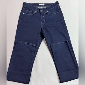 Levi Women's Classic Straight Mid Rise Jeans 26 X 32 NWT
